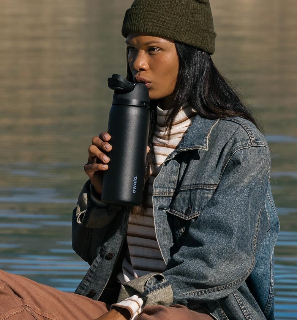 Owala Freesip Insulated Staless Steel Water Bottle - Image 8