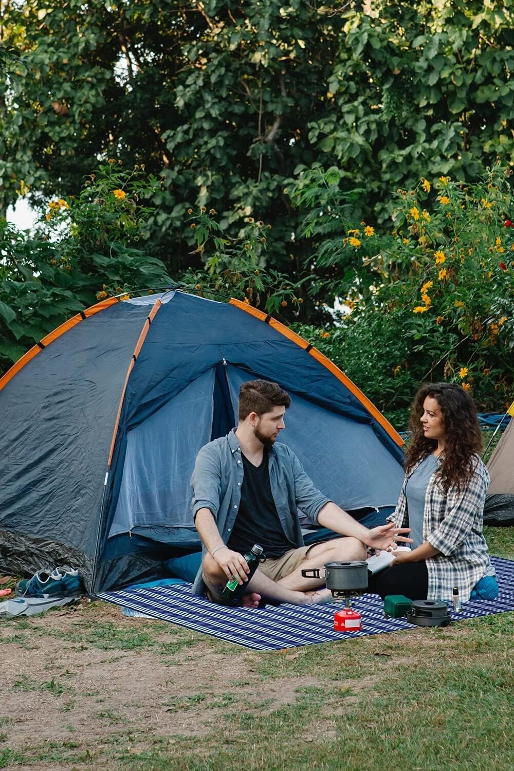 Waterproof Picnic Blanket With Carry Strap - Foldable Outdoo - Image 5