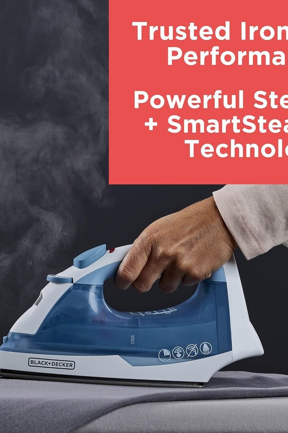 Black+Decker Easy Steam Compact Iron - Image 4