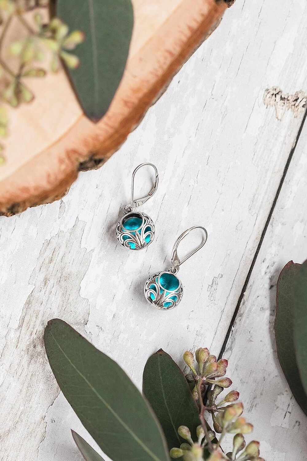 Handmade Vtage Lace Leverback Earrgs - Eco-Friendly Silver - Image 2