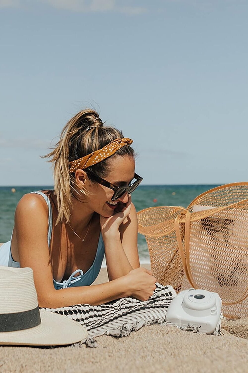 Klidi Foldable Nylon Mesh Beach Bag Women - Image 2